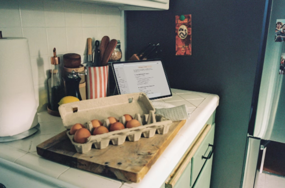 Kitchen Food Container and Lid Storage